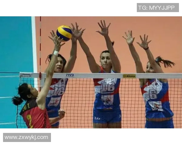 北京排球队在欧锦赛中的灵活性展现与战术调整分析 北京排球队在欧锦赛中的灵活性展现与战术调整分析