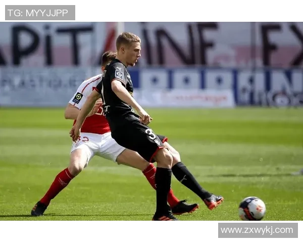 斯洛伐克足球明星盘点及其在国际赛场上的辉煌成就 斯洛伐克足球明星盘点及其在国际赛场上的辉煌成就