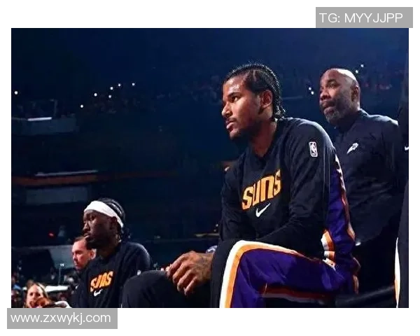 足球明星因腿部剧烈疼痛面临伤病困扰影响比赛状态与职业生涯发展 足球明星因腿部剧烈疼痛面临伤病困扰影响比赛状态与职业生涯发展